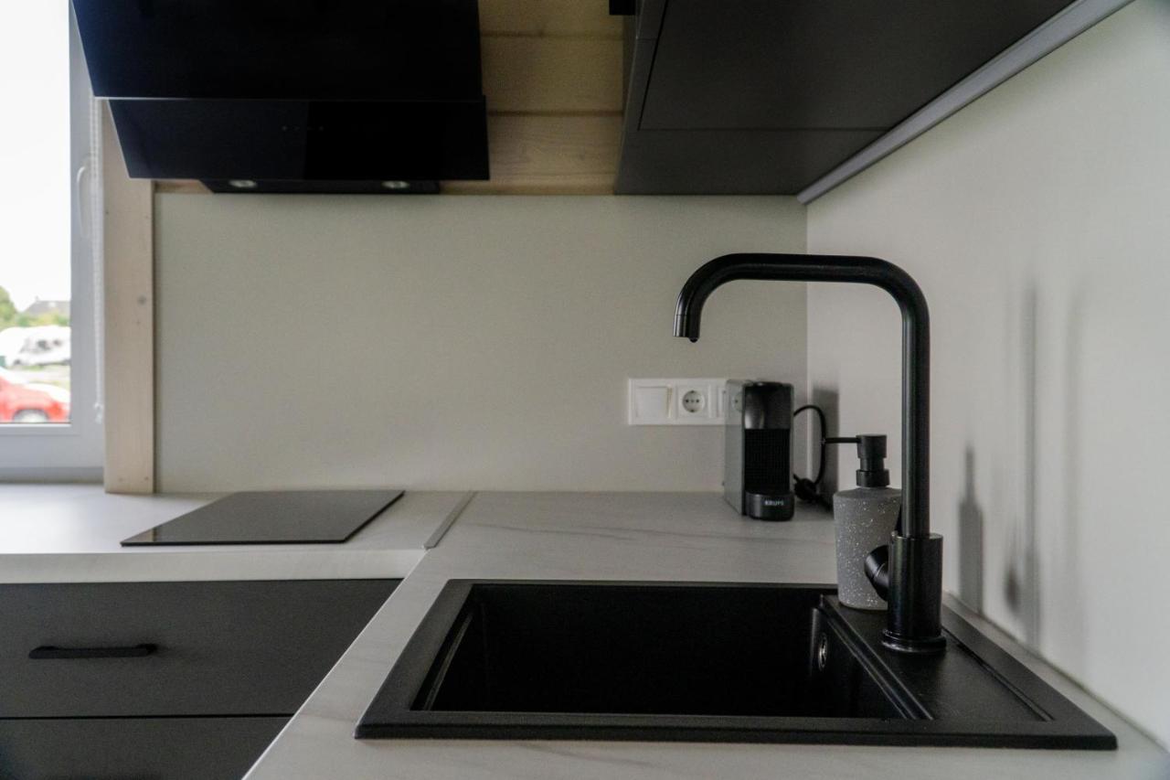Tiny House Aan Het Water Op De Appelhof Villa Wommels ภายนอก รูปภาพ
